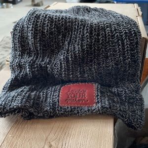 2 LOVE YOUR MELON beanies